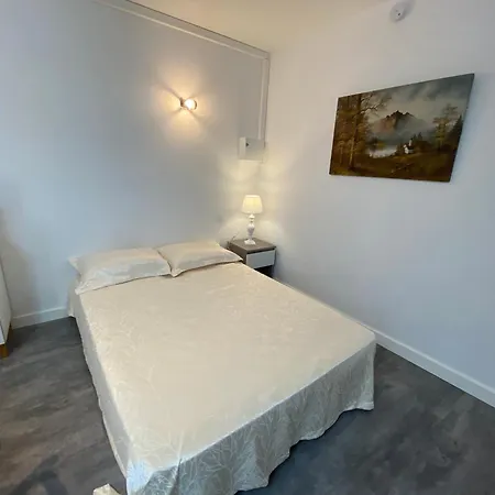 Lo Monaco De Villa, Et Vakantiehuis