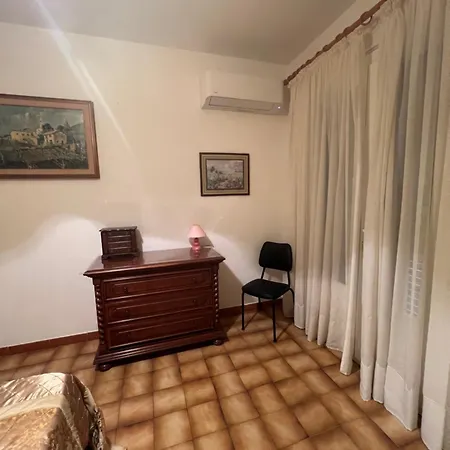 Lo Monaco De Villa, Et Vakantiehuis *