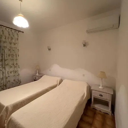 Lo Monaco De Villa, Et San-Nicolao