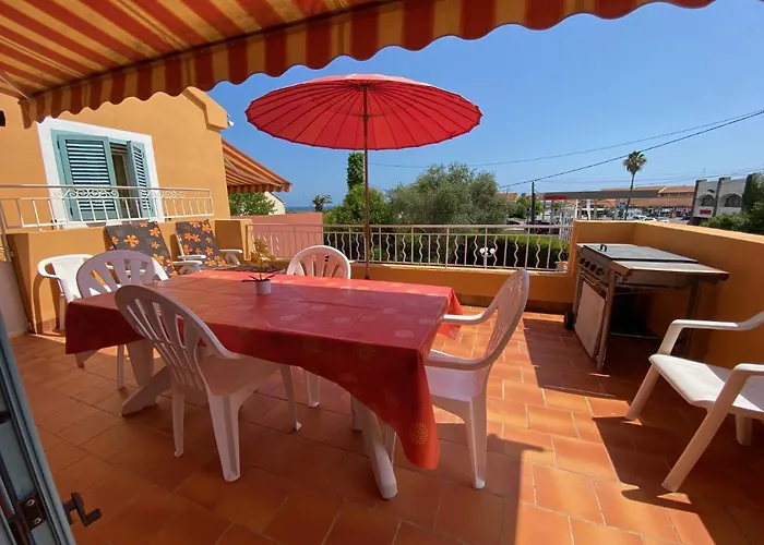 Feriehus Lo Monaco De Villa, Et