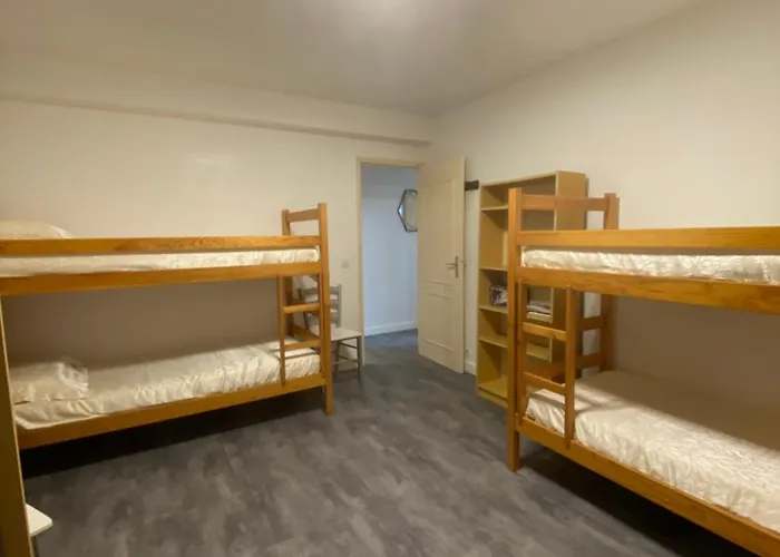 Lo Monaco De Villa, Et Prázdninový dům