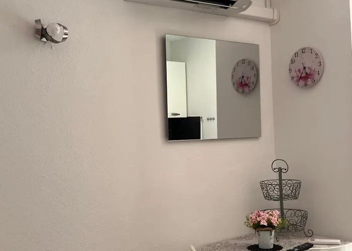 Prázdninový dům Lo Monaco De Villa, Et *