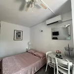 Lo Monaco De Villa, Et * San-Nicolao