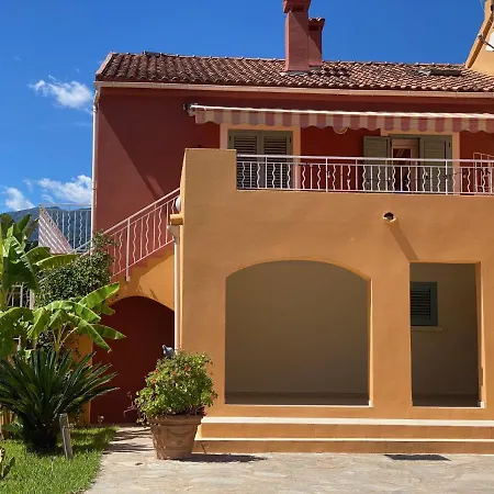 Lo Monaco De Villa, Et Tatil Evi *