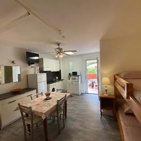 Lo Monaco De Villa, Et *