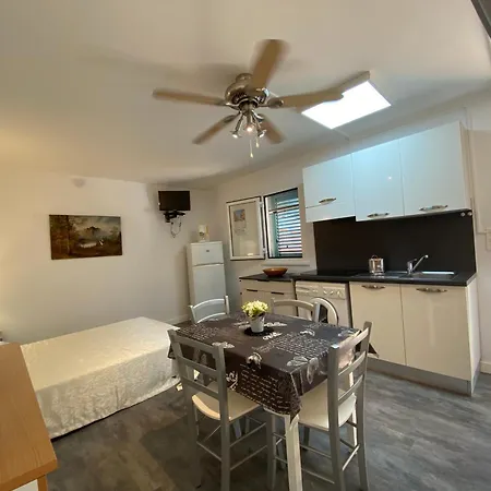 Lo Monaco De Villa, Et Дом отдыха Сан-Николао