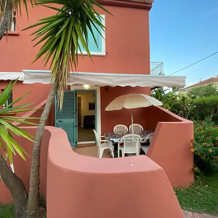 Lo Monaco De Villa, Et