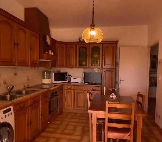 Feriehus Lo Monaco De Villa, Et San-Nicolao