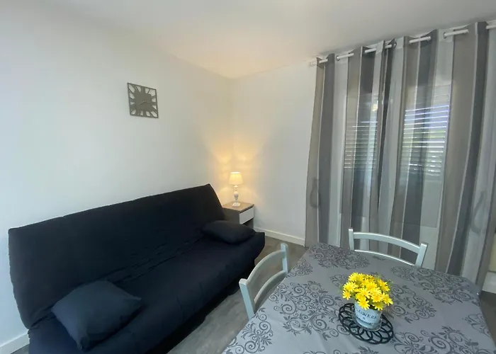 Lo Monaco De Villa, Et Feriehus San-Nicolao