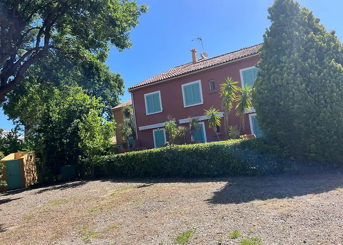 Lo Monaco De Villa, Et 度假居