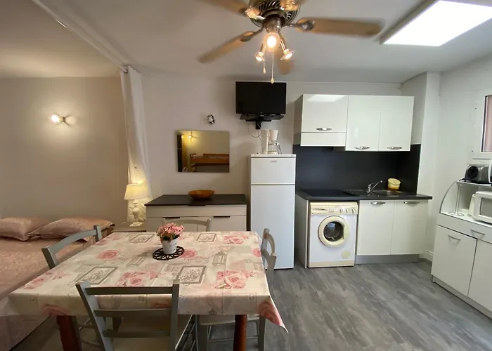 Lo Monaco De Villa, Et *