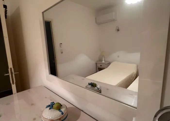 Lo Monaco De Villa, Et Feriehus San-Nicolao