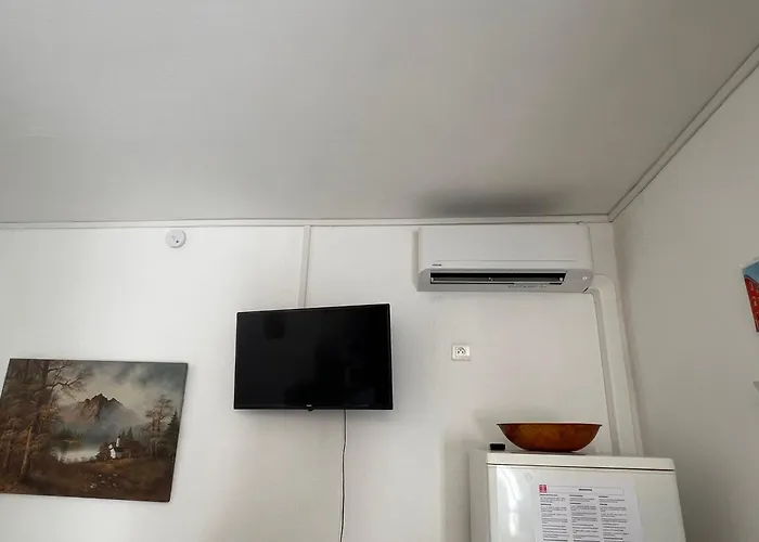 Lo Monaco De Villa, Et *